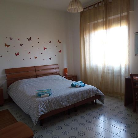 B&B Williwaw Quartu Sant'Elena Ngoại thất bức ảnh